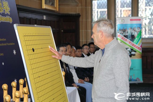 世界大学生围棋联合会副会长,上海应昌期围棋教育基金会秘书长倪耀良